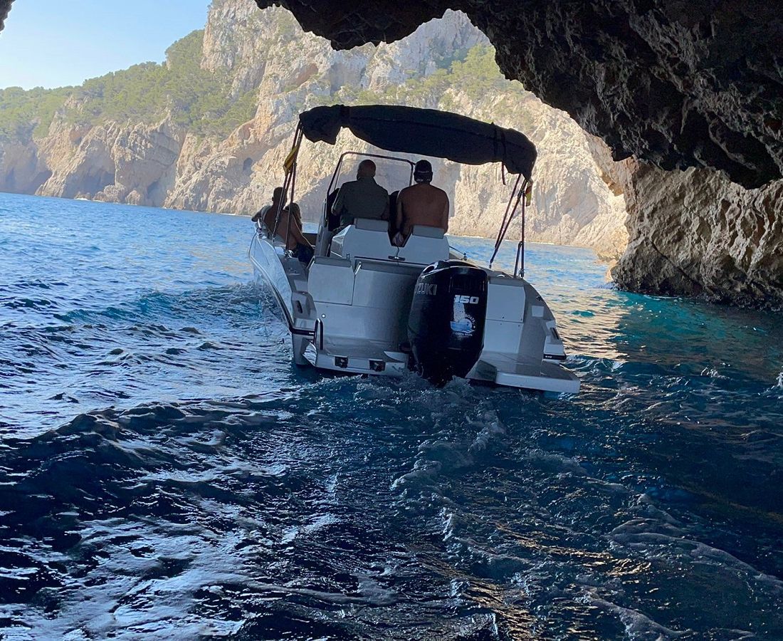 Rent Boats CBE NIREUS